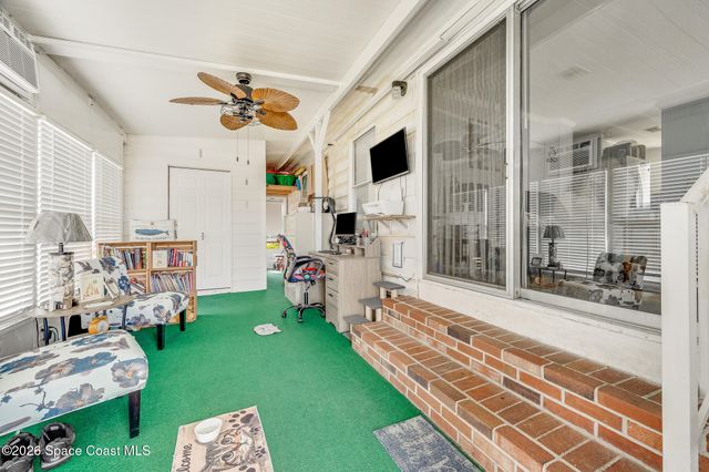 1930 Live Oak Street NE, Palm Bay, FL 32905