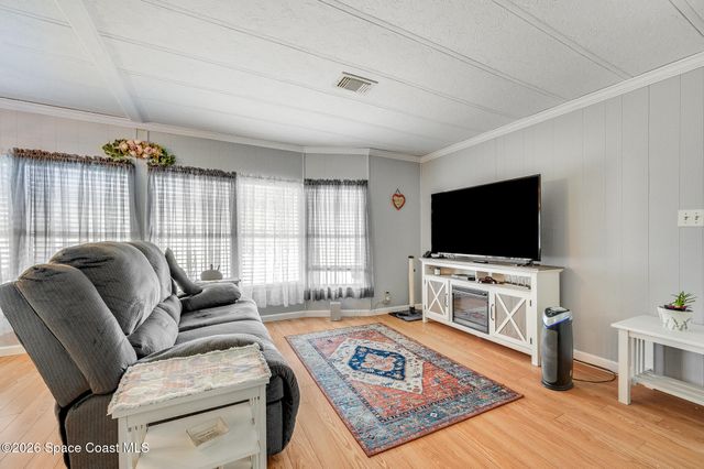 1930 Live Oak Street NE, Palm Bay, FL 32905