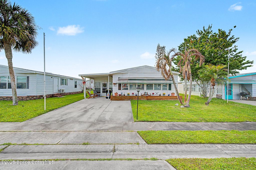1930 Live Oak Street NE, Palm Bay, FL 32905