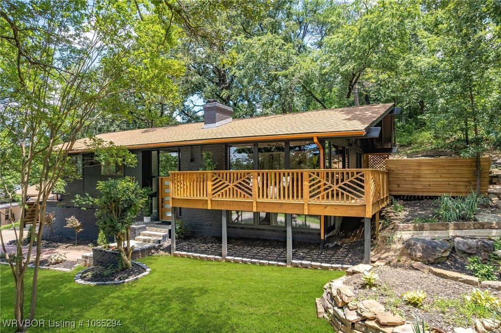 12 Carthage Circle, Fort Smith, AR 72901