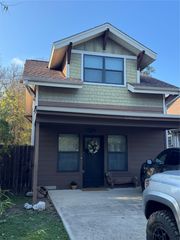 1400 N N Cuernavaca DR B, Austin, TX 78733