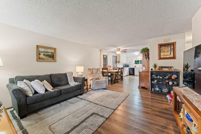 714 Brookside Circle, Rogue River, OR 97537