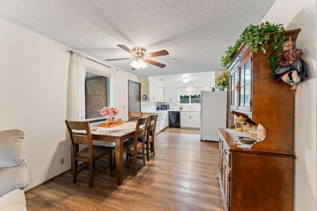 714 Brookside Circle, Rogue River, OR 97537