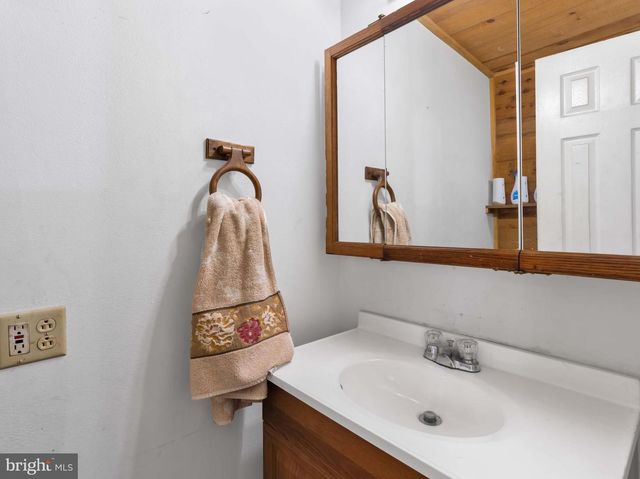 6125 LAUREL ST, Mays Landing, NJ 08330