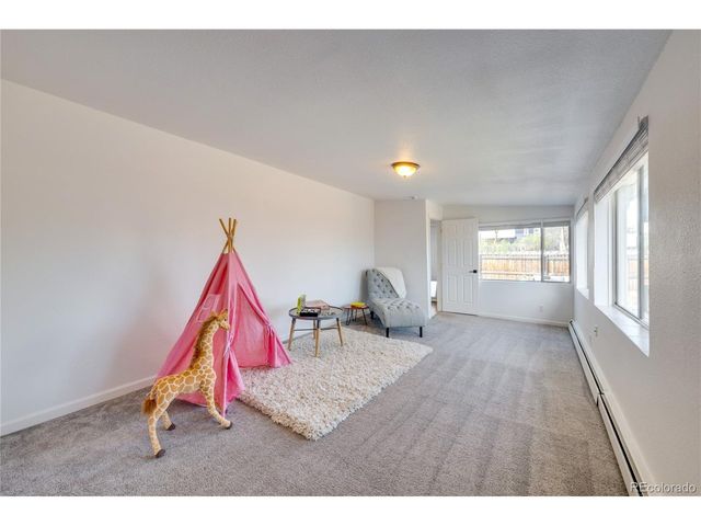 6811 W 48th Ave, Wheat Ridge, CO 80033