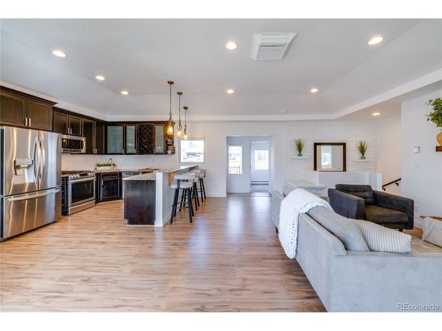 6811 W 48th Ave, Wheat Ridge, CO 80033