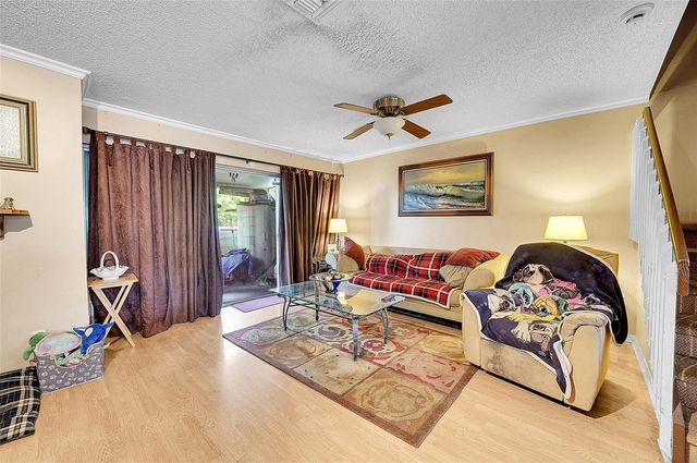 809 Crystal Lake Drive 809, Deerfield Beach, FL 33064