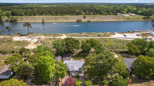 120 Fire Lane, Cross, SC 29436
