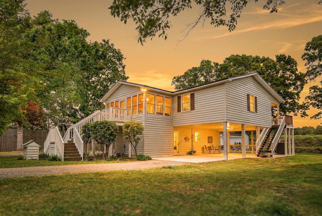 120 Fire Lane, Cross, SC 29436