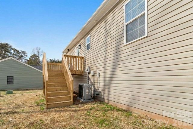 5961 Charlie Little Road, Granite Falls, NC 28630