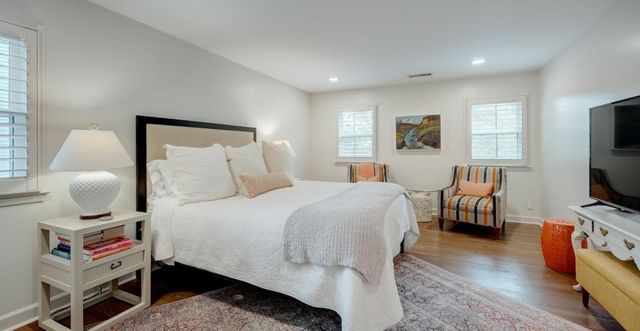 5228 Wynterhall Court, Atlanta, GA 30338