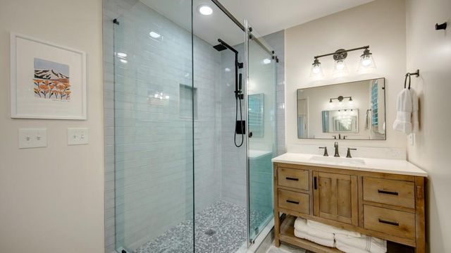 5228 Wynterhall Court, Atlanta, GA 30338