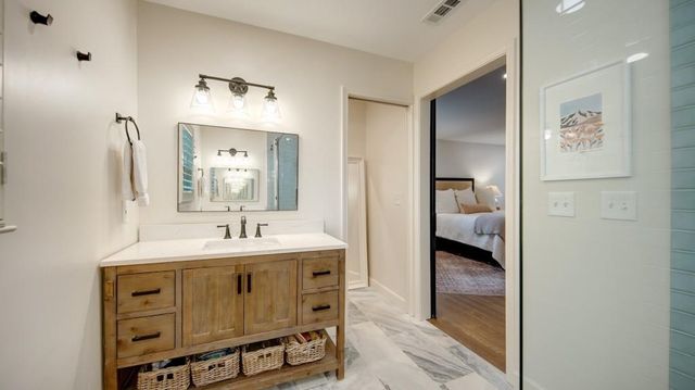 5228 Wynterhall Court, Atlanta, GA 30338