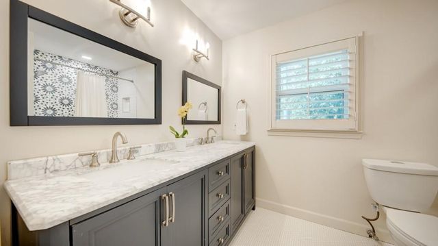 5228 Wynterhall Court, Atlanta, GA 30338