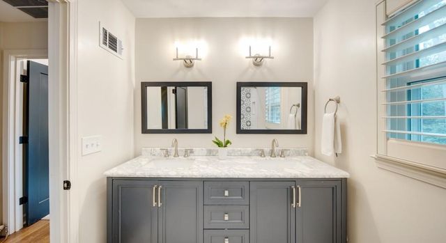 5228 Wynterhall Court, Atlanta, GA 30338