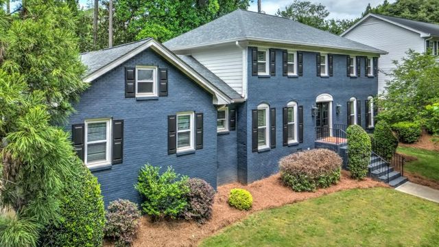 5228 Wynterhall Court, Atlanta, GA 30338