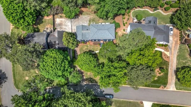 5228 Wynterhall Court, Atlanta, GA 30338