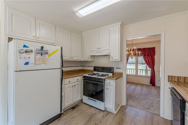 110 Eastfield Court, Mcdonough, GA 30252