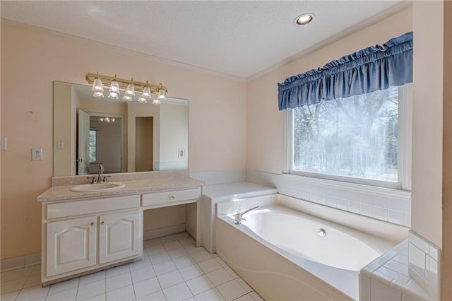 110 Eastfield Court, Mcdonough, GA 30252