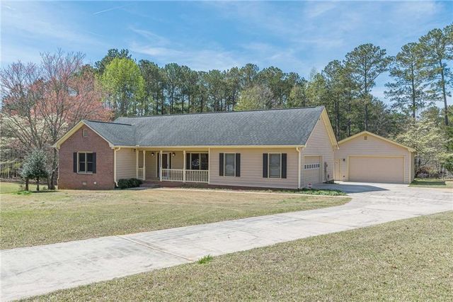 110 Eastfield Court, Mcdonough, GA 30252