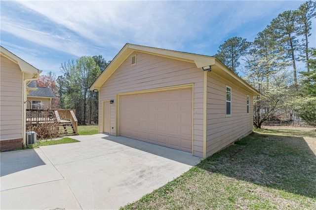 110 Eastfield Court, Mcdonough, GA 30252