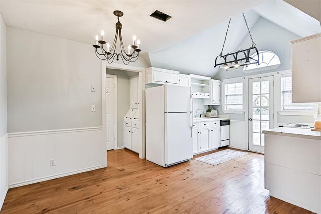 515 County Road 193, Alvin, TX 77511