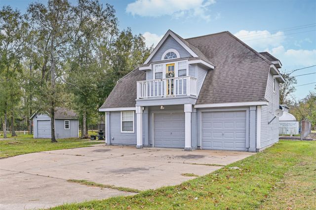 515 County Road 193, Alvin, TX 77511