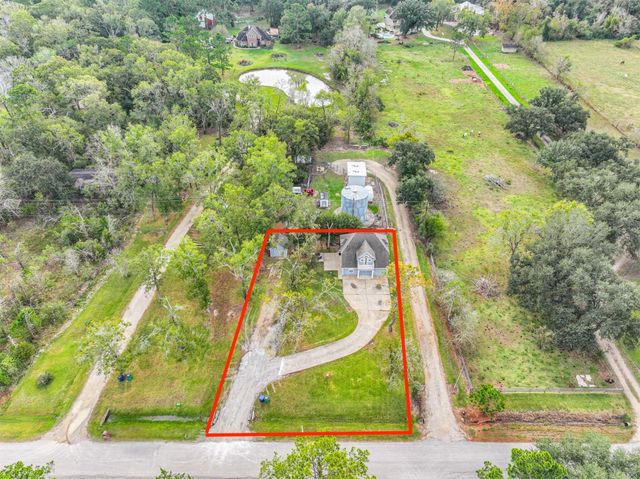 515 County Road 193, Alvin, TX 77511