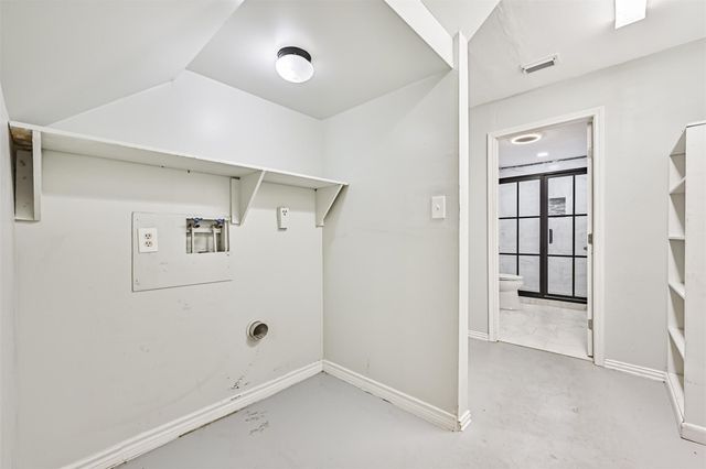 515 County Road 193, Alvin, TX 77511