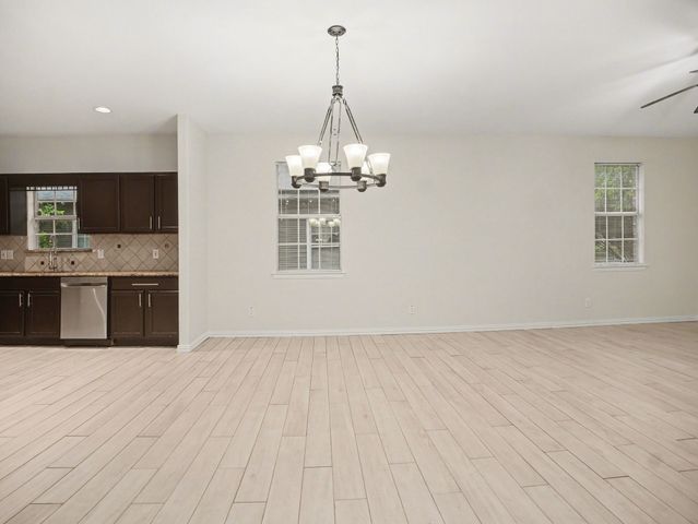 2446 Catherine Street, Dallas, TX 75211