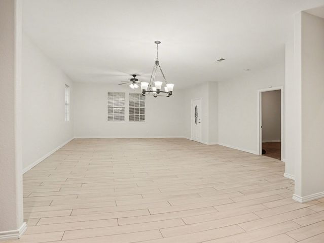 2446 Catherine Street, Dallas, TX 75211