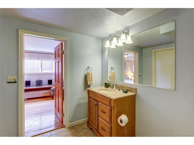 7530 S Emerson St, Littleton, CO 80122