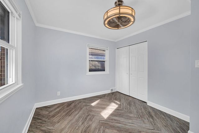 1616 Mayfield Avenue, Joliet, IL 60435