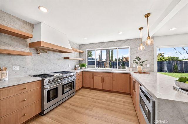 10033 Brookshire, Downey, CA 90240