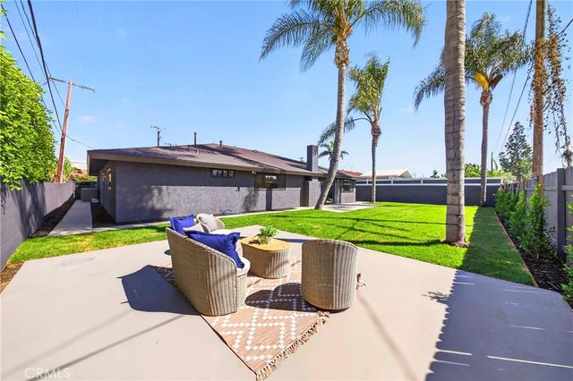 10033 Brookshire, Downey, CA 90240