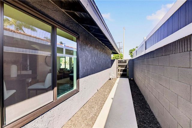 10033 Brookshire, Downey, CA 90240