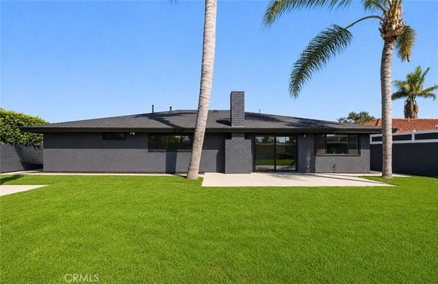 10033 Brookshire, Downey, CA 90240