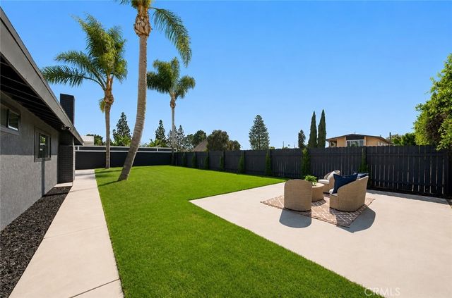 10033 Brookshire, Downey, CA 90240