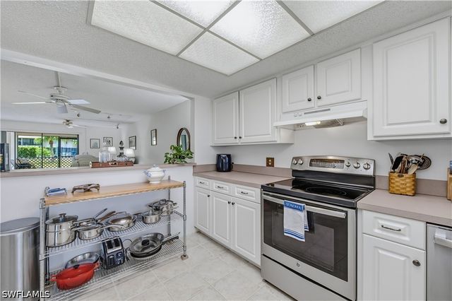 151 Cypress WAY E C103, Naples, FL 34110