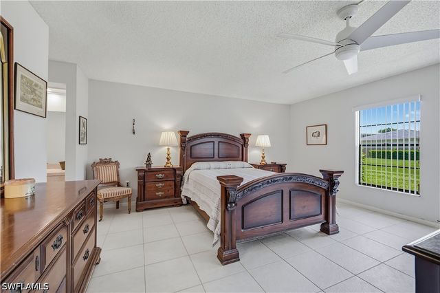 151 Cypress WAY E C103, Naples, FL 34110