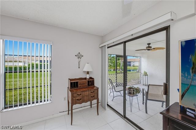 151 Cypress WAY E C103, Naples, FL 34110