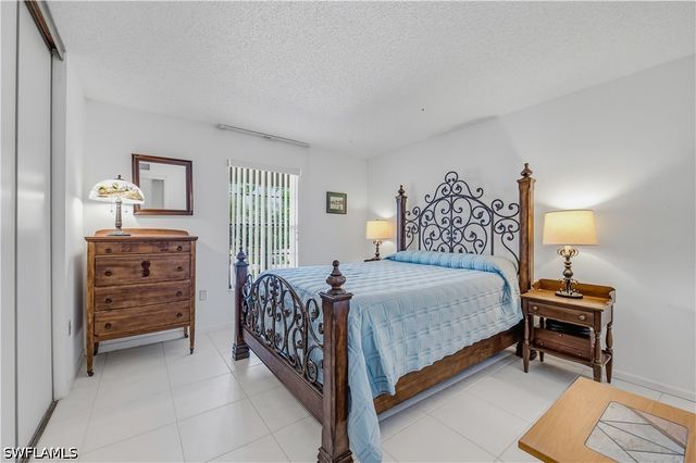 151 Cypress WAY E C103, Naples, FL 34110