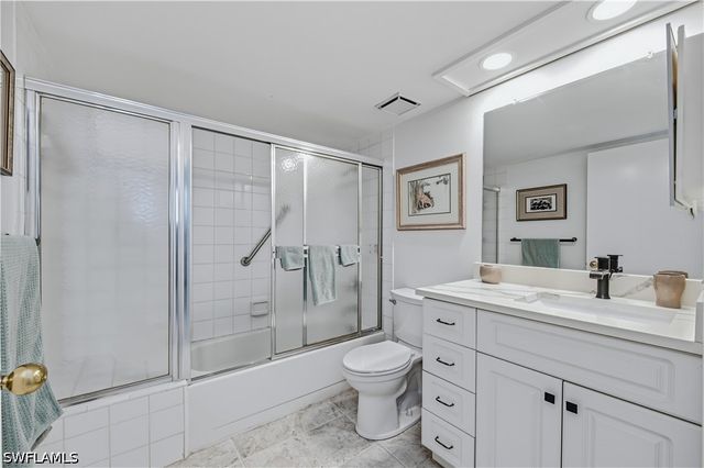 151 Cypress WAY E C103, Naples, FL 34110
