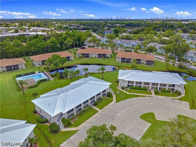151 Cypress WAY E C103, Naples, FL 34110