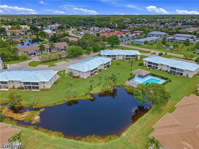 151 Cypress WAY E C103, Naples, FL 34110