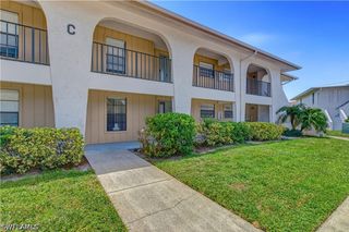 151 Cypress WAY E C103, Naples, FL 34110