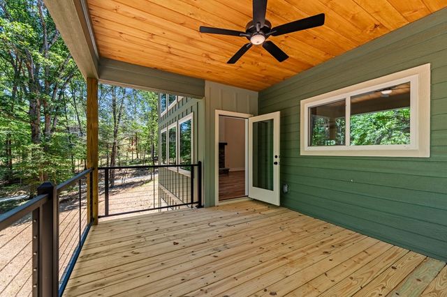 1043 Sunset Road, Epworth, GA 30541