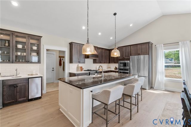 6506 Dunham Farm Dr, Mechanicsville, VA 23111