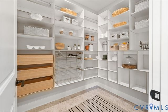 6506 Dunham Farm Dr, Mechanicsville, VA 23111