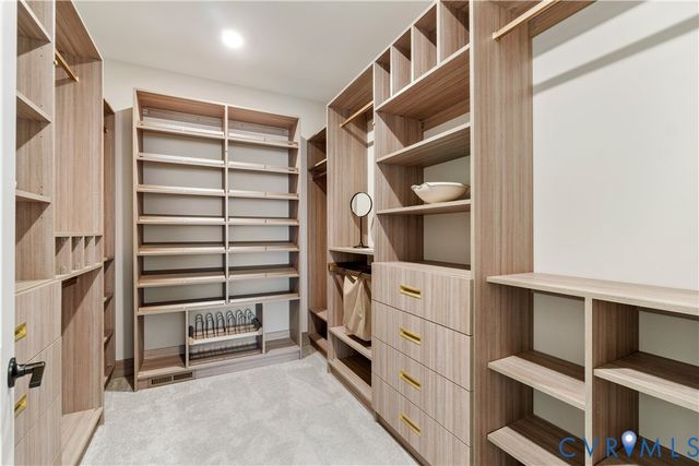 6506 Dunham Farm Dr, Mechanicsville, VA 23111